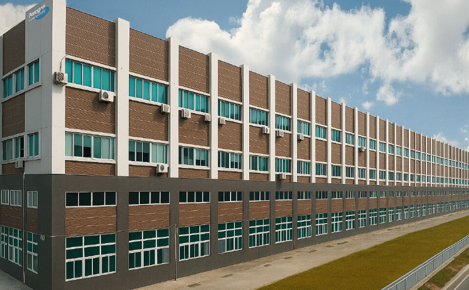 2 pic Building China Facility