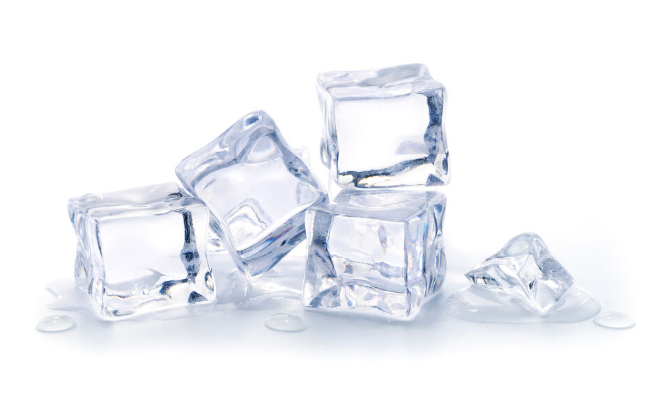 3 pic Lets Be Crystal Clear Ice Cubes NEW